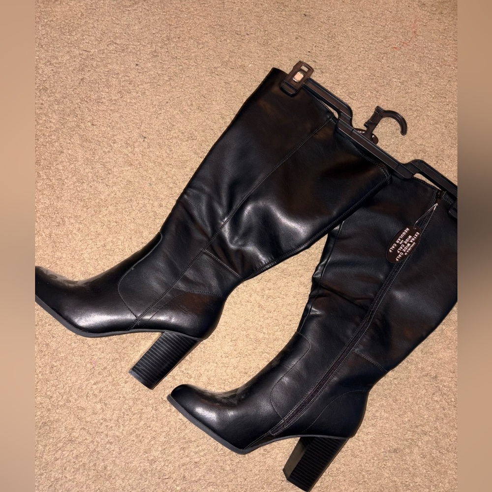 Black Heeled Boots